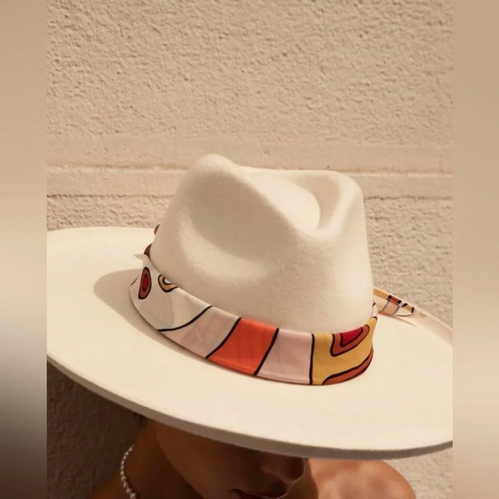 Lack Of Color NWOT White Felt Fedora with Multicolor Scarf Band Size S